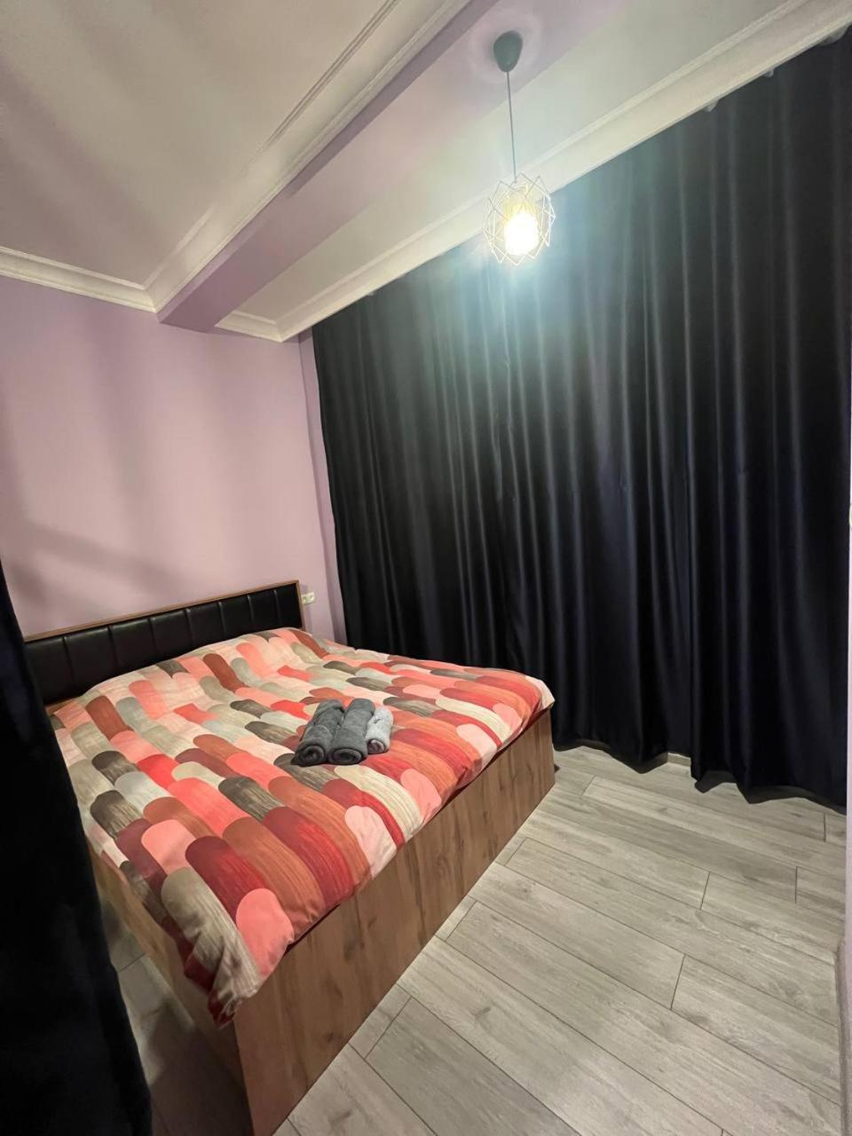 Apartment Merabi バトゥーミ エクステリア 写真