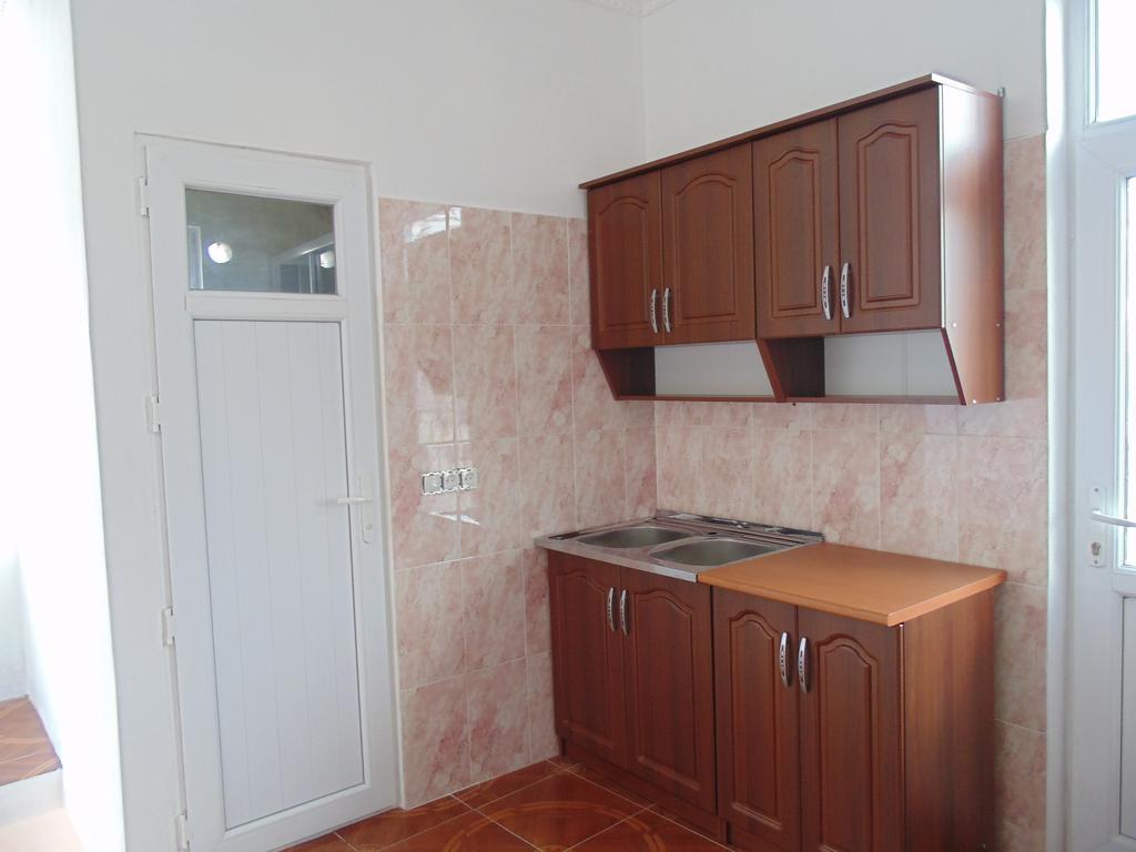 Apartment Merabi バトゥーミ 部屋 写真